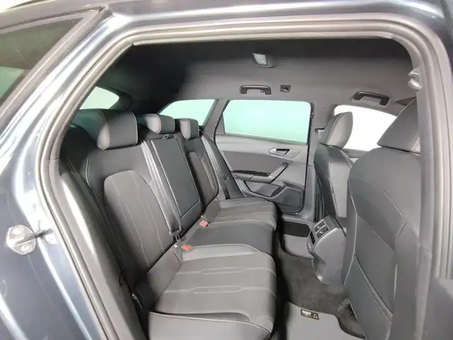 Cupra Leon view 6