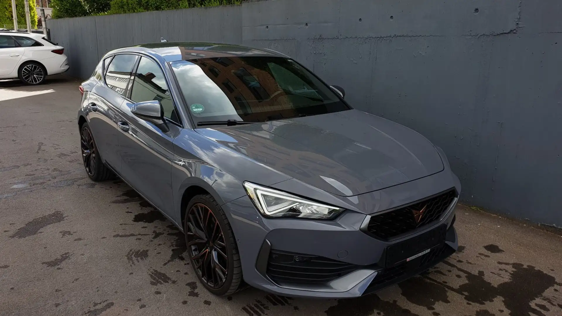CUPRA Leon 1.4 e-HYBRID VZ DSG Virtual/SSL/ACC/Kamera Grau - 2