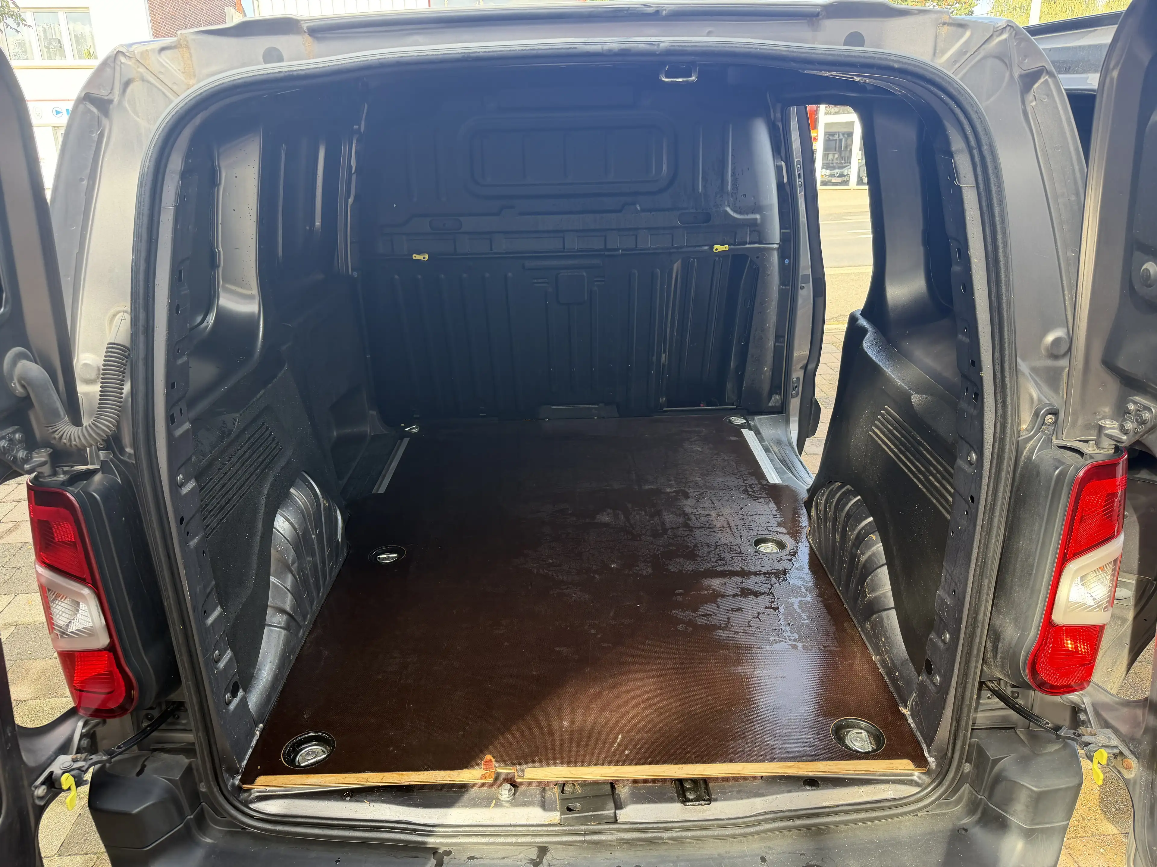 Citroen Berlingo 1.5HDI*3PLACES*CARPLAY*UTILITAIRE*GARANTIE 12MOIS — photo 7