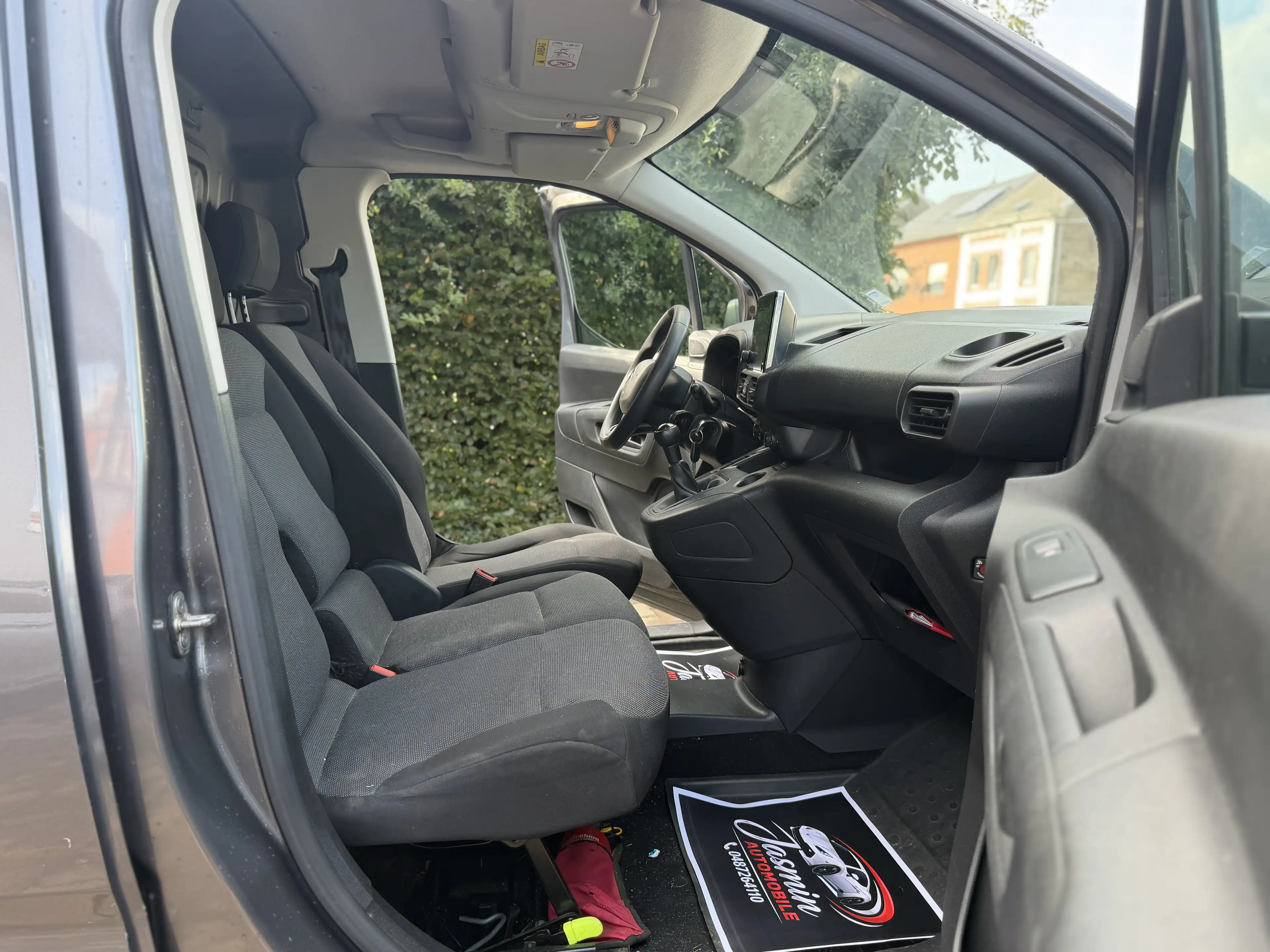 Citroen Berlingo 1.5HDI*3PLACES*CARPLAY*UTILITAIRE*GARANTIE 12MOIS — photo 9