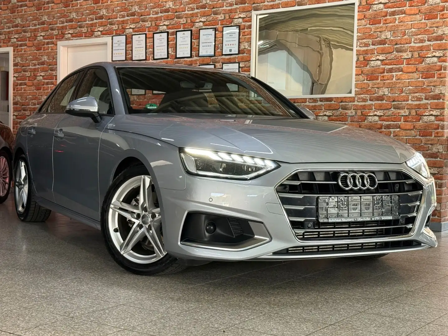 Audi A4 Lim. 35 TFSI advanced-Leder-LED-DAB-S Tronic Silber - 1