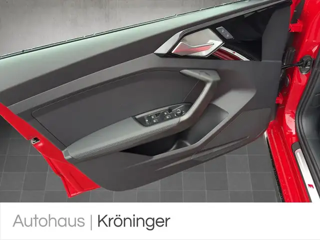 Audi A1 view 8