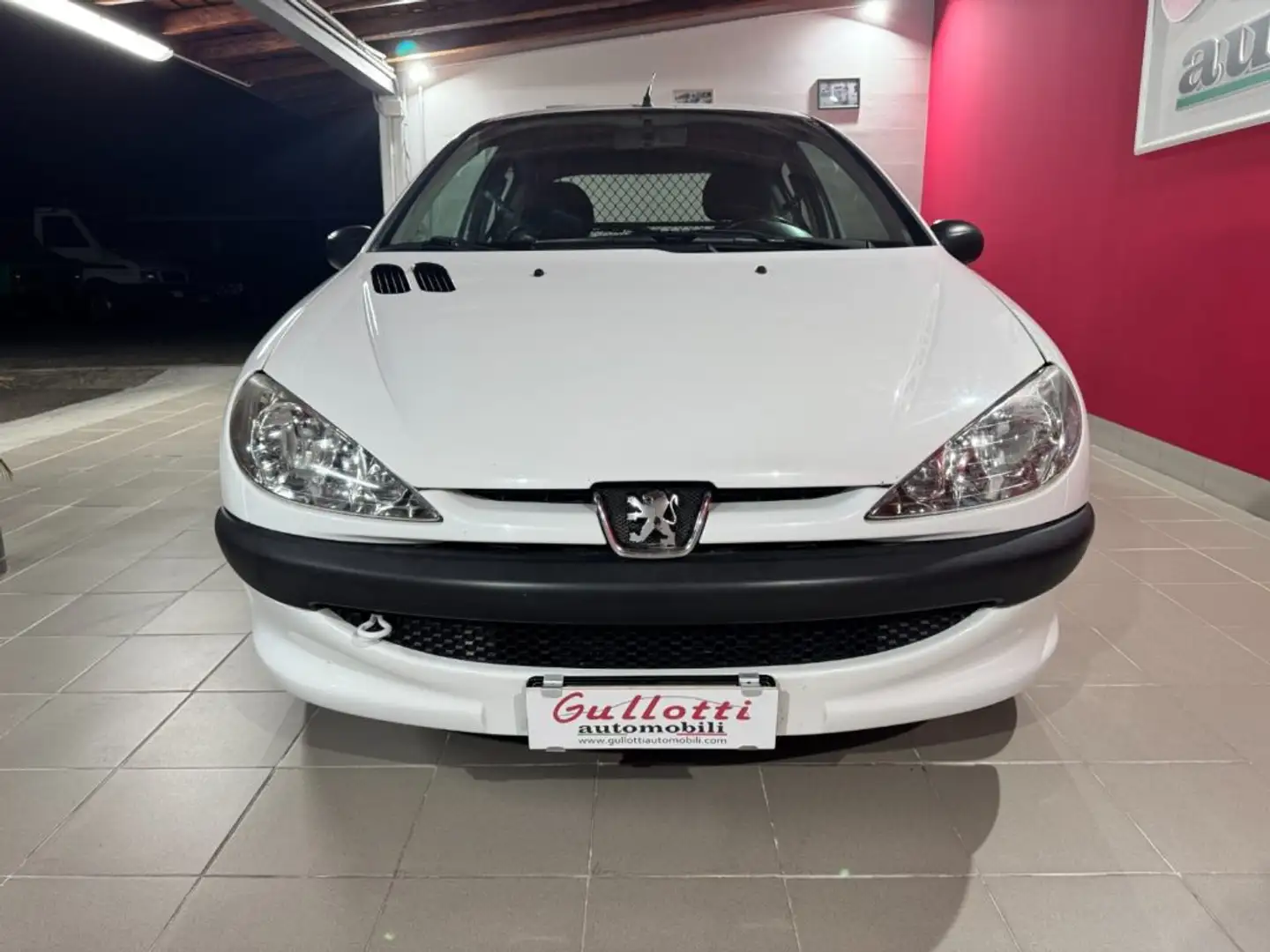 Peugeot 206 1.4 HDi XAD Van AUTOCARRO 2POSTI Blanc - 2