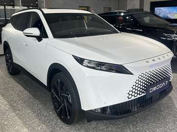 Omoda 7 SHS-P Pure - KM0