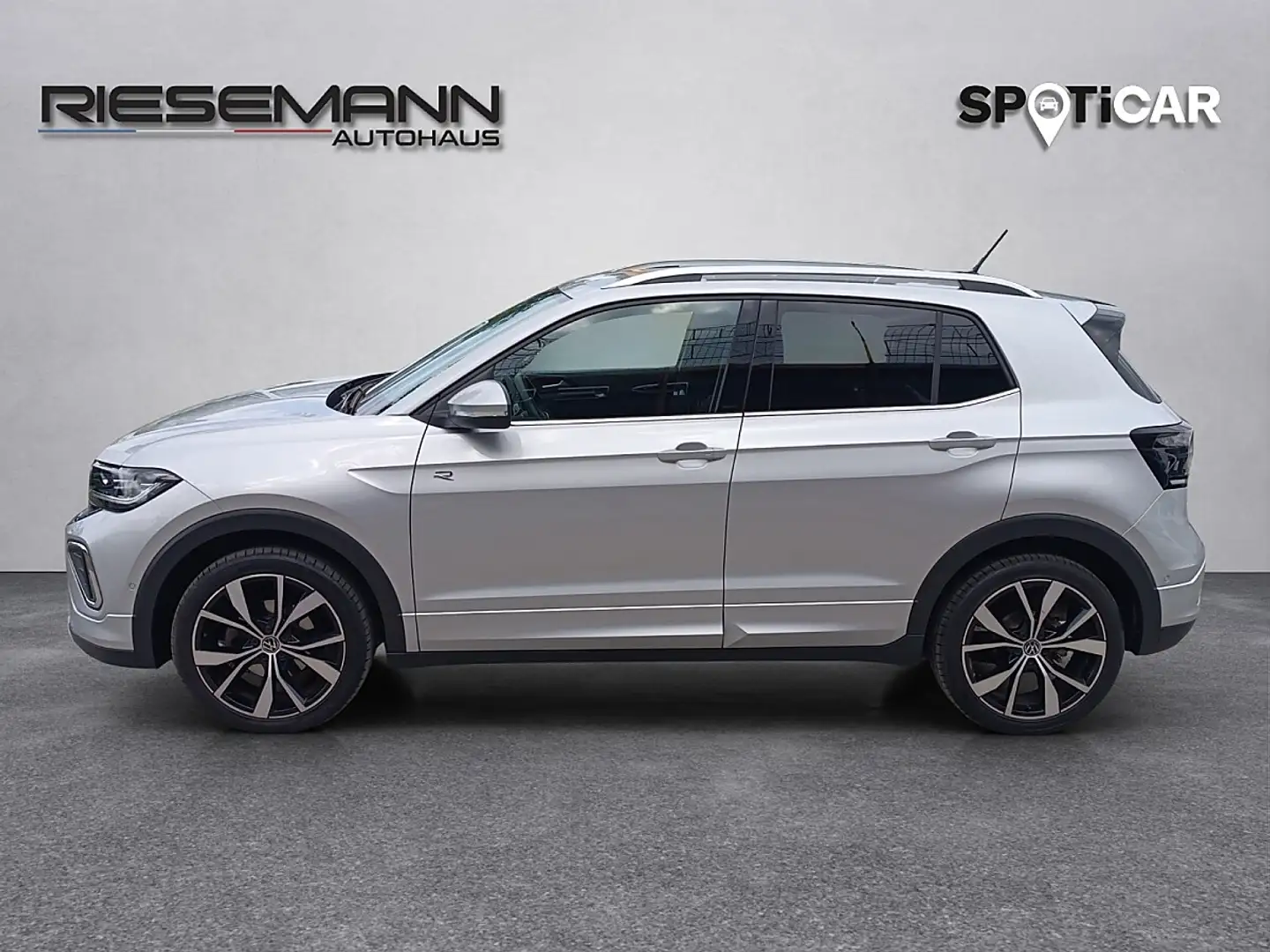 Volkswagen T-Cross 1,0 TSI R-Line DSG Grau - 2