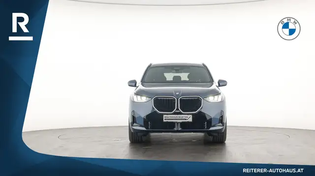 BMW X3 view 2