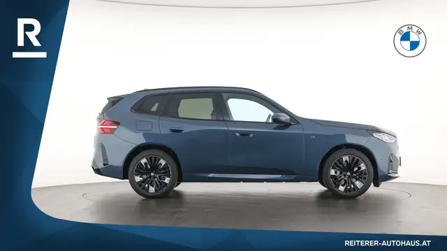 BMW X3 view 7