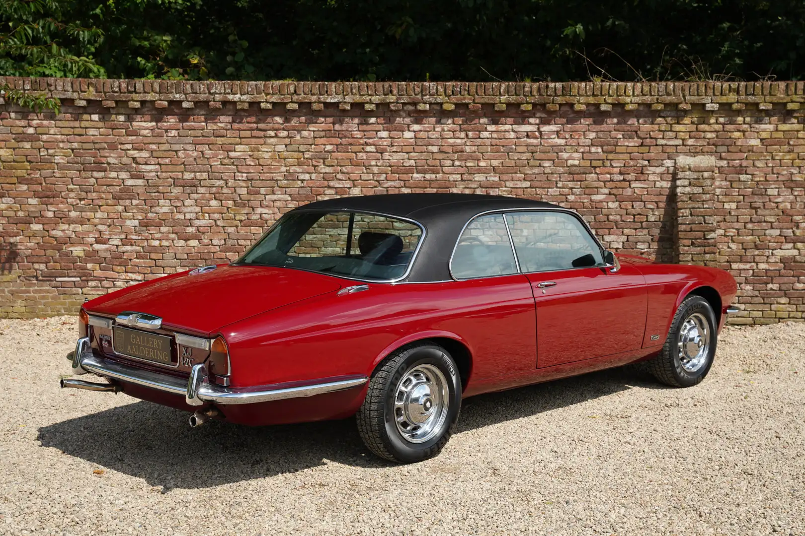 Jaguar XJ6 4.2 Coupe "Restored" Restored and rebuilt conditio Rood - 2