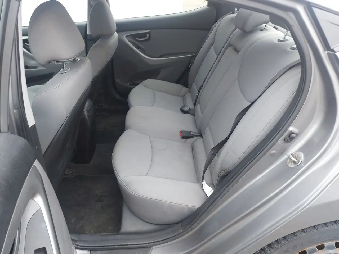 Hyundai ELANTRA снимка Hyundai ELANTRA
