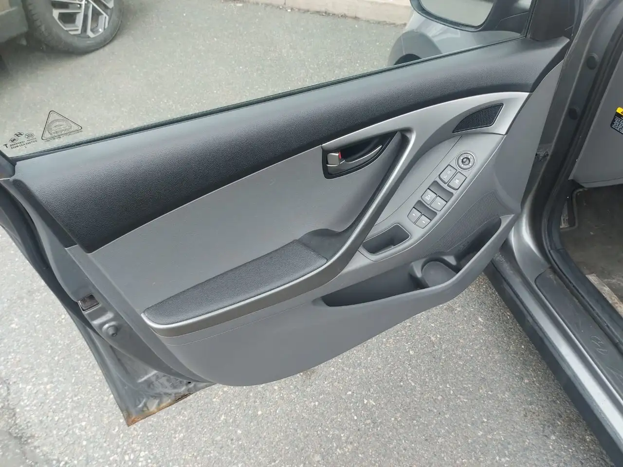 Hyundai ELANTRA снимка Hyundai ELANTRA