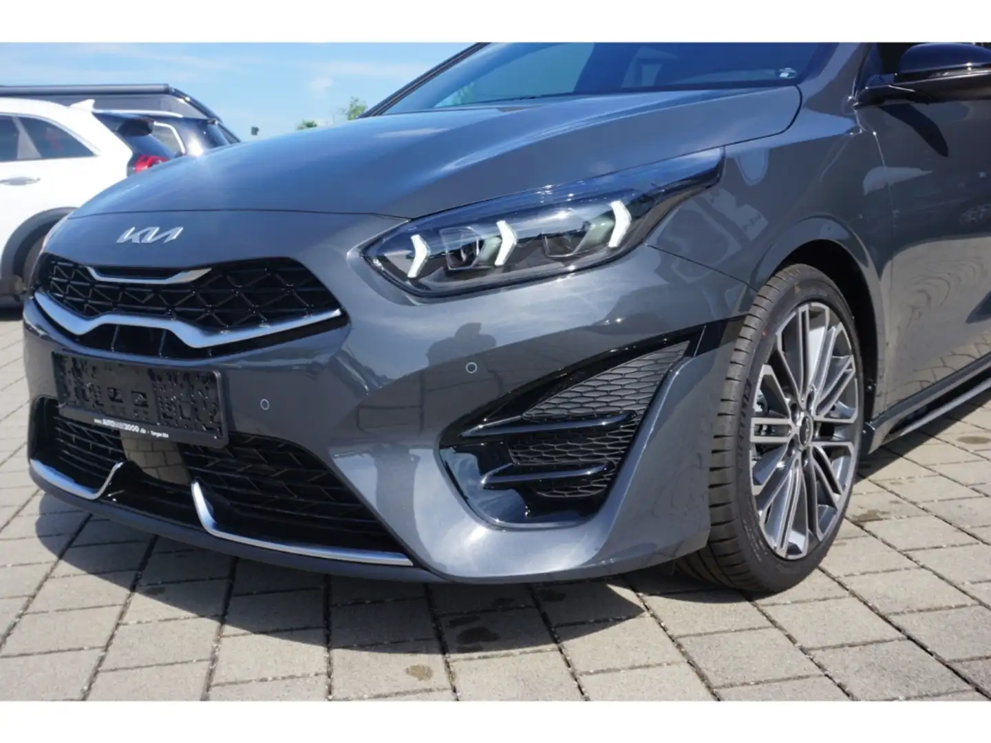 Kia Ceed / cee'd 1.5T 140 GT Line DCT7 Navi LED ACC Kamera SHZ 18'' Gris - 2