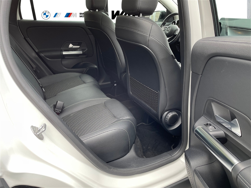 Mercedes-Benz GLA 180 PROGRESSIVE PANO 360° KAMERA ALU 18" — photo 11