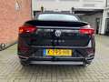 Volkswagen T-Roc 1.5 TSI R-LINE LEER VOL OPTIES BLACK IDITION Zwart - thumbnail 4