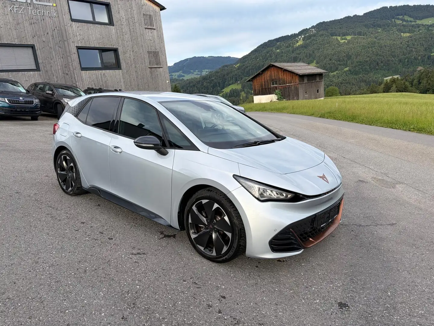 CUPRA Born 58/62kwh * 150KW/204PS - 1