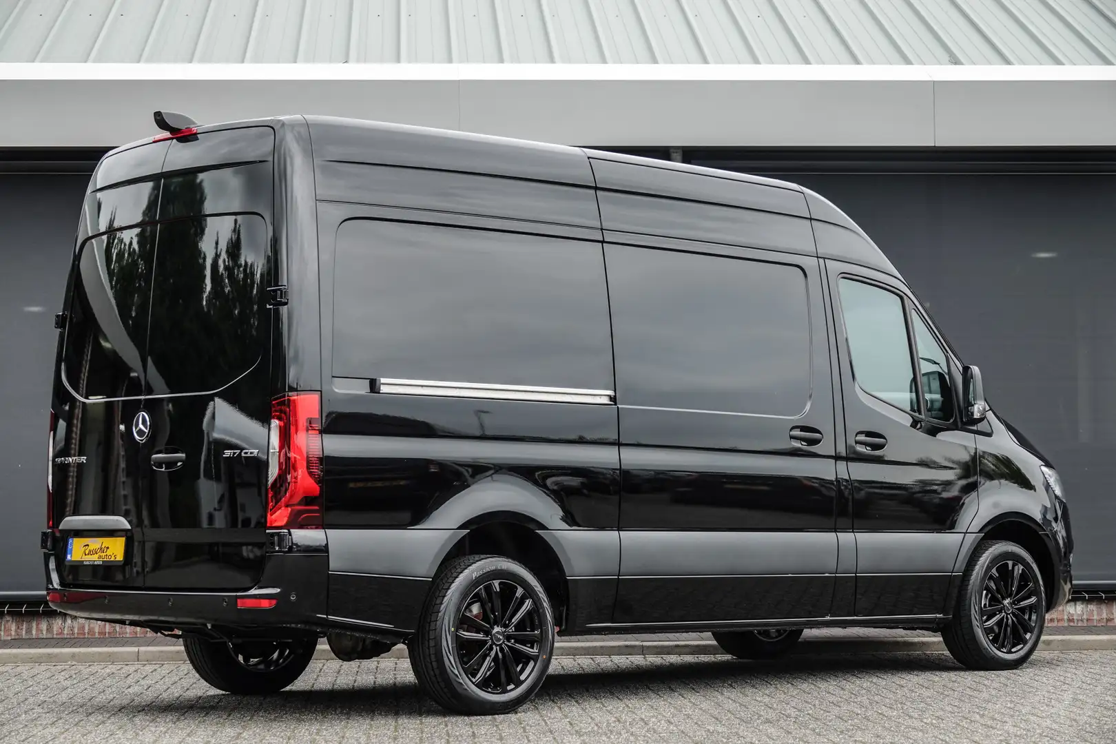 Mercedes-Benz Sprinter L2H2 317Cdi 170Pk 9G-Tronic | 2x Deur | RWD | Obsi Noir - 2
