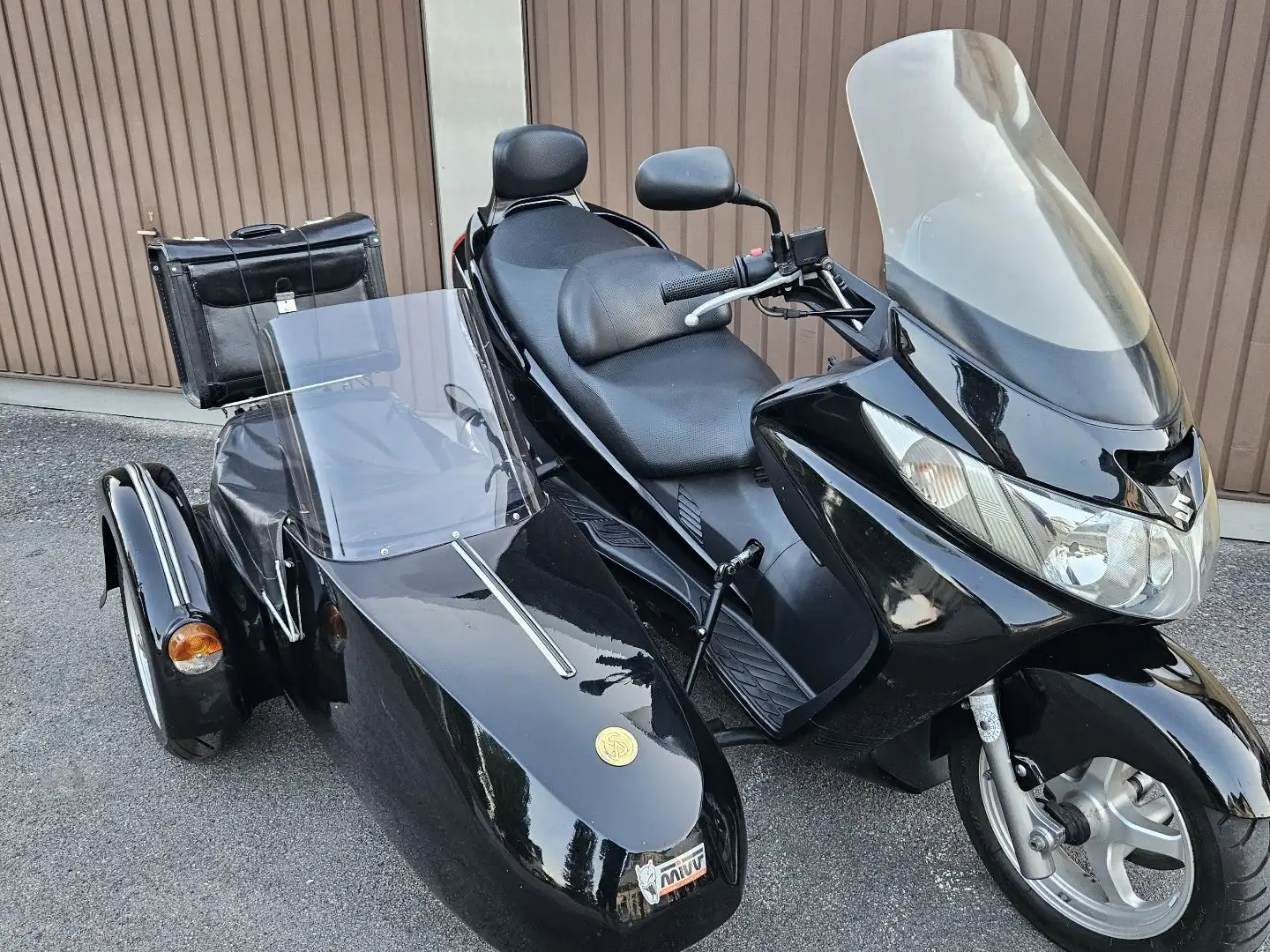 Suzuki Burgman 400 Gespann Negru - 1