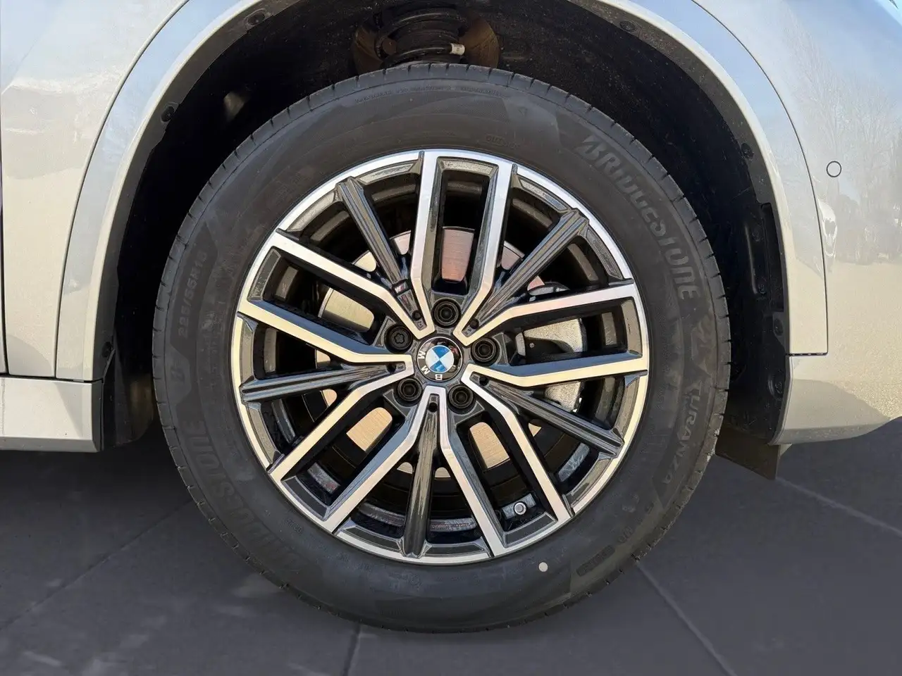 BMW X1 sDrive20i M Sport Navi Klima PDC Kamera AHK H 12