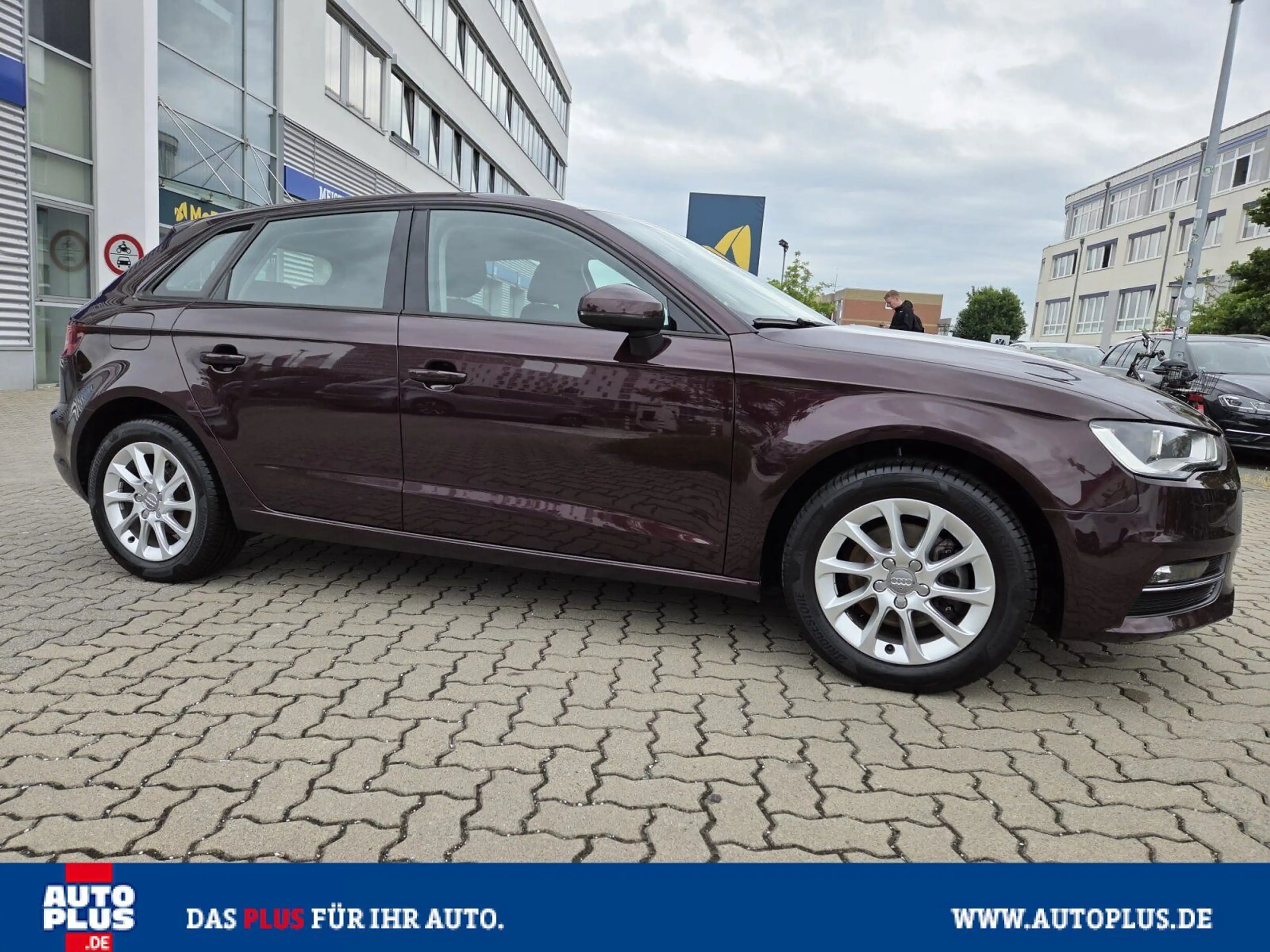 Audi A3 1.2 TFSI Sportback NAVI+PDC+SITZHZG+HU NEU+G — photo 11