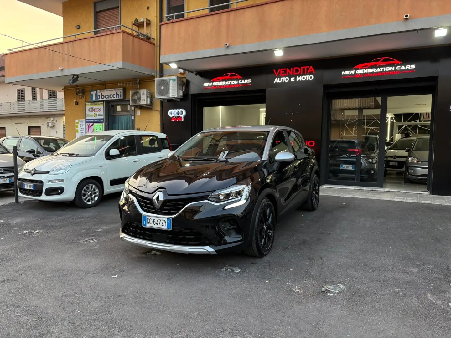 Renault Captur Mild Hybrid 140 CV Intens Zwart - 1