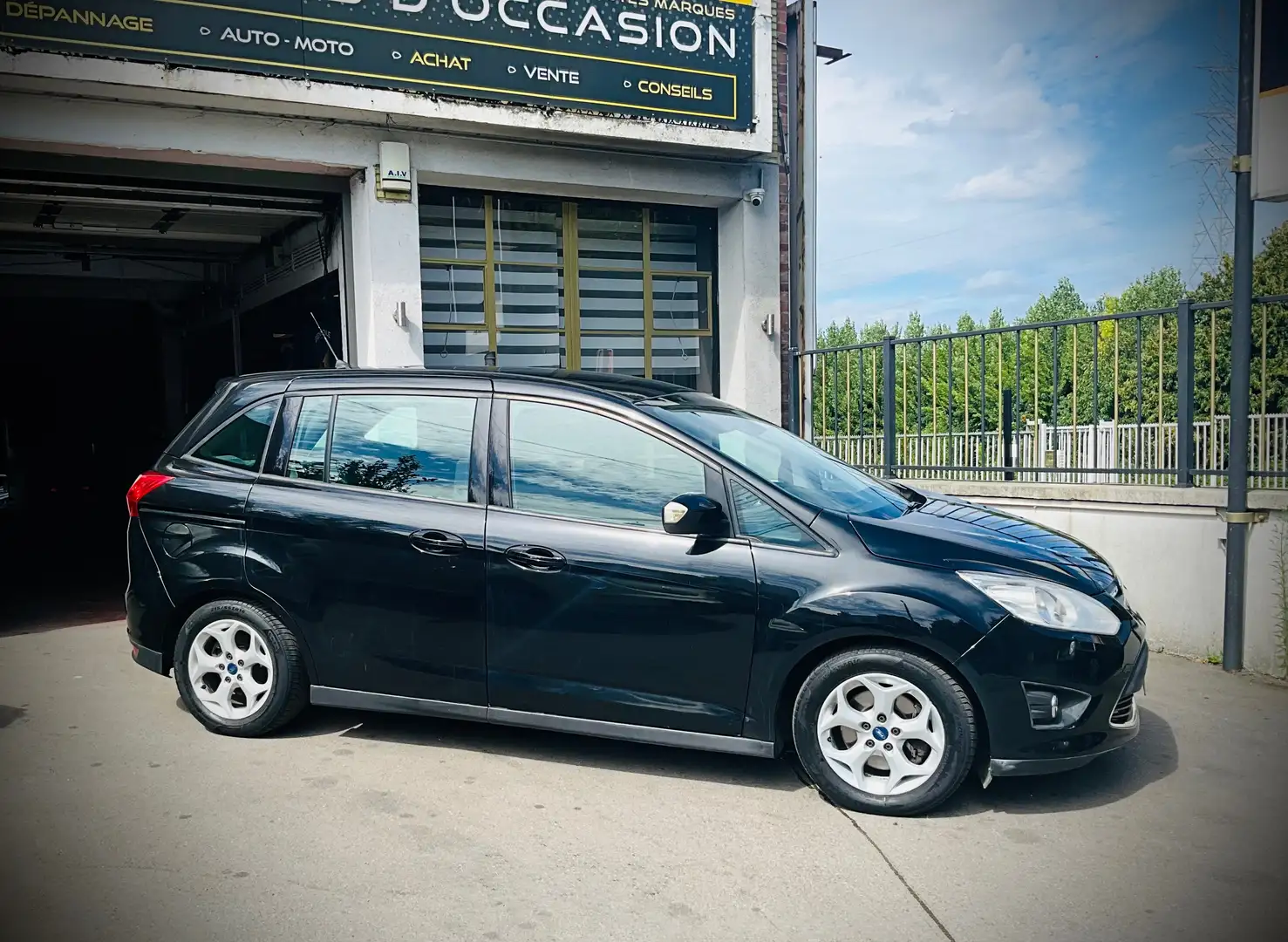 Ford C-Max 1.6 TDCi Trend !!! OFFRE DU MOMENT !!! Noir - 2