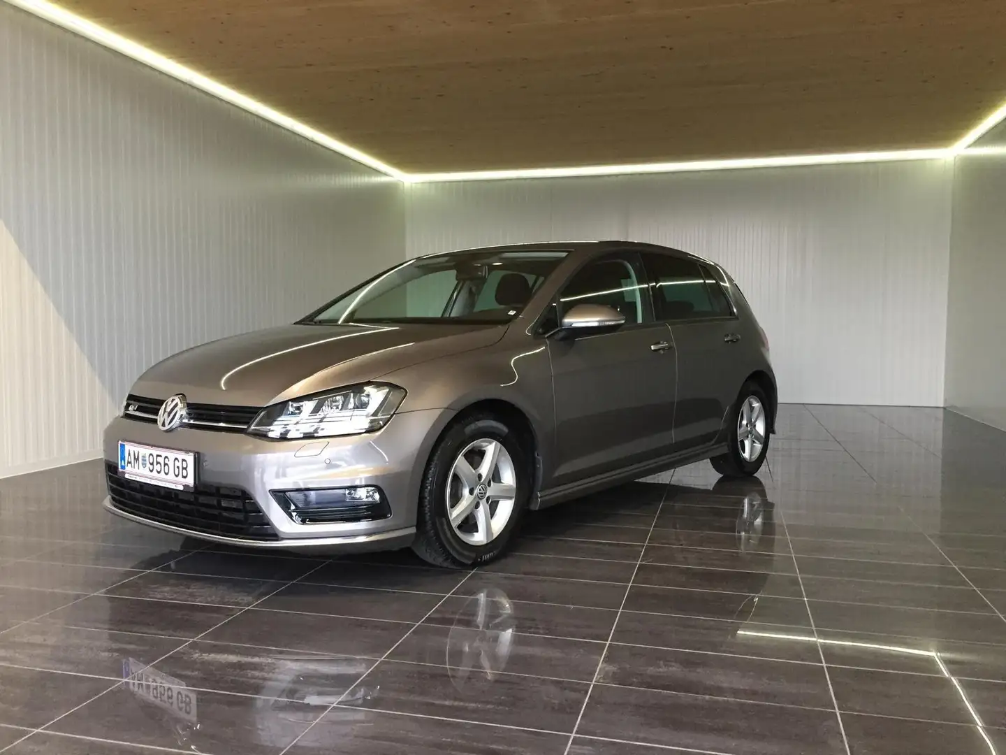 Volkswagen Golf VW Golf 7 Sport BMT TSI Limousine Grau - 1