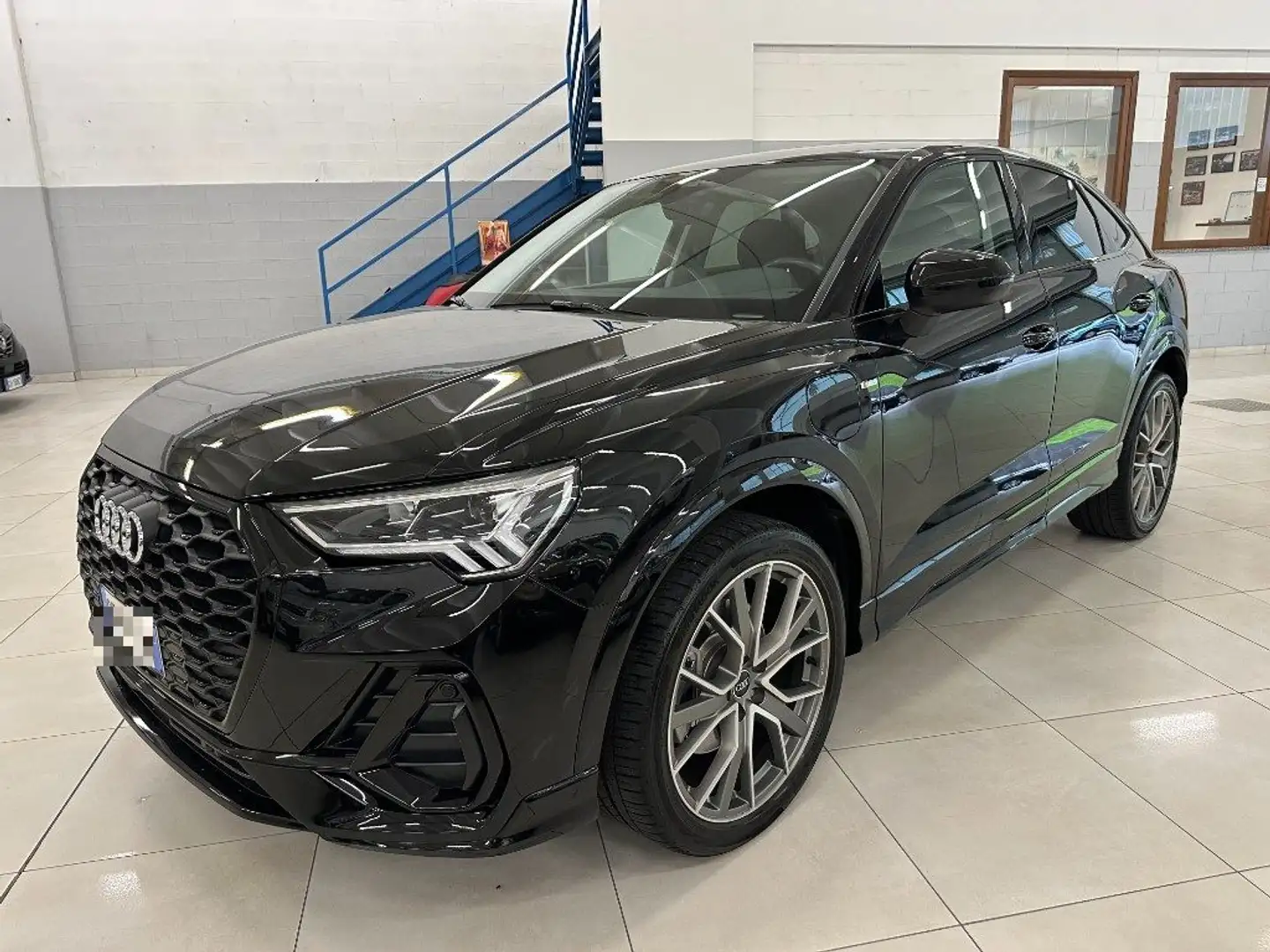 Audi Q3 SPB 45 TFSI e S tronic S line edition Nero - 1