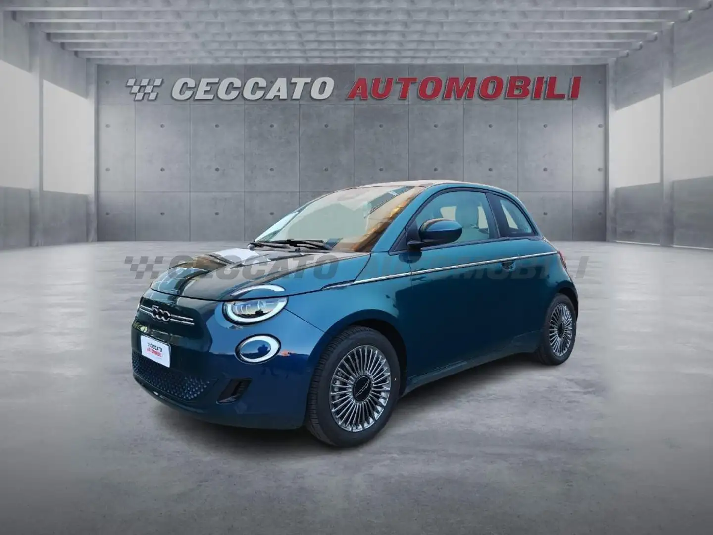 Fiat 500e 500e 42 kWh Icon Groen - 1