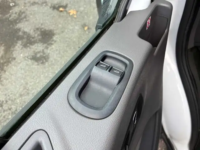 Ford Transit view 14