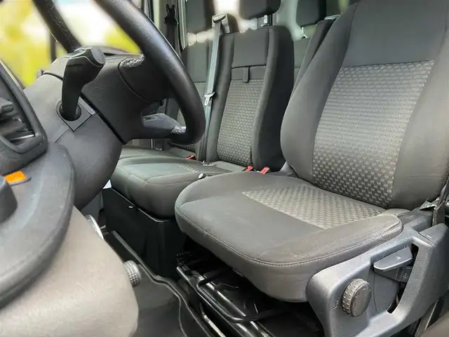 Ford Transit view 15