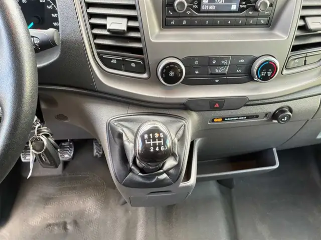 Ford Transit view 13