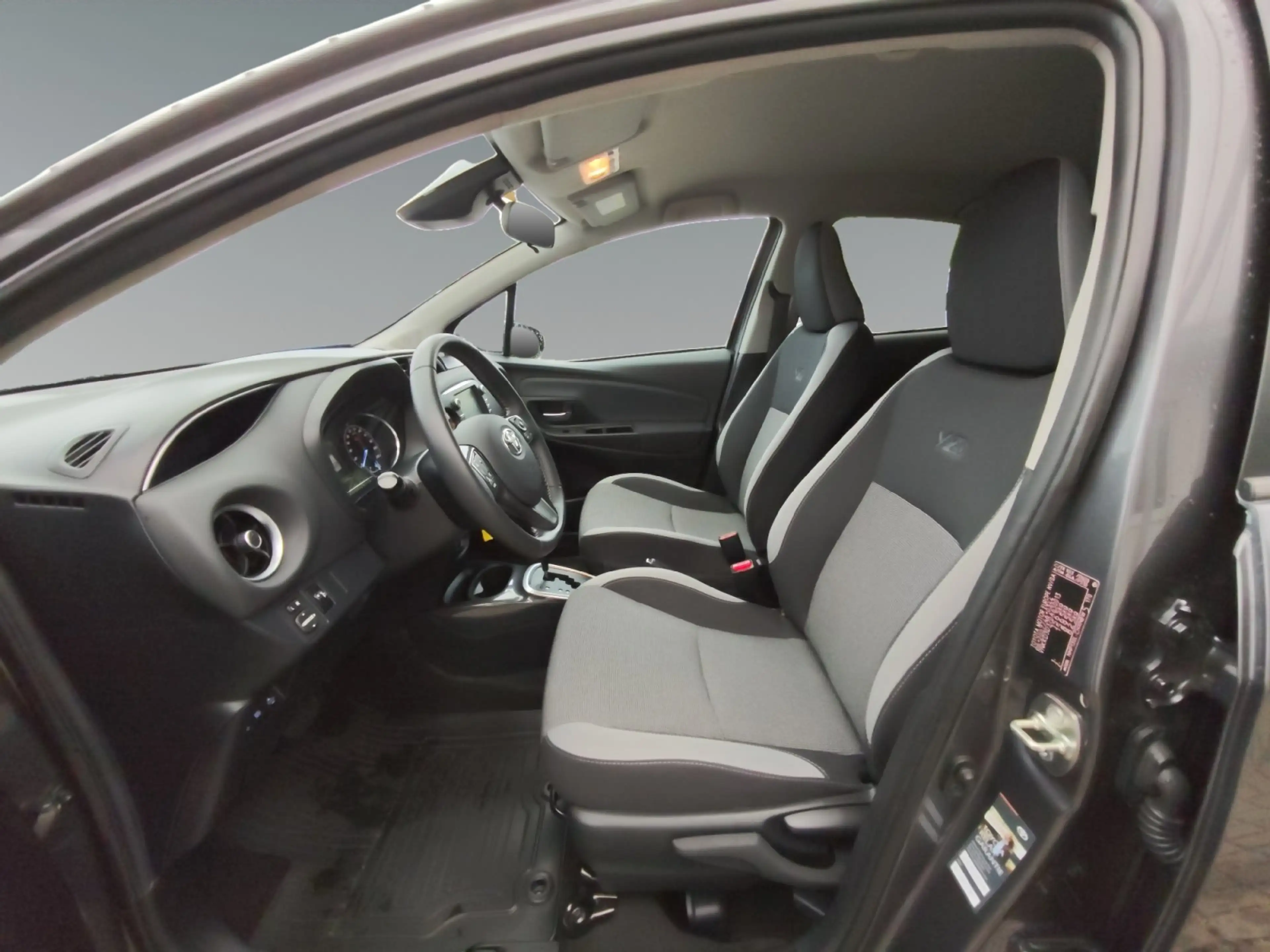 Toyota Yaris 1.5 Y20 Team D YD AUT*Kamera*Navi*SHZ*LM — photo 10