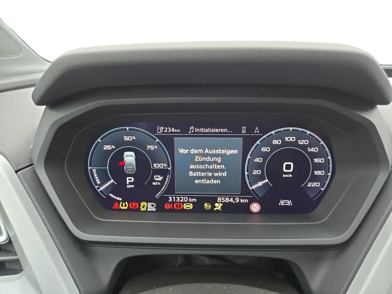 Audi Q4 e-tron 35, LED/19"/VIRTUAL/2xPDC/GR 9