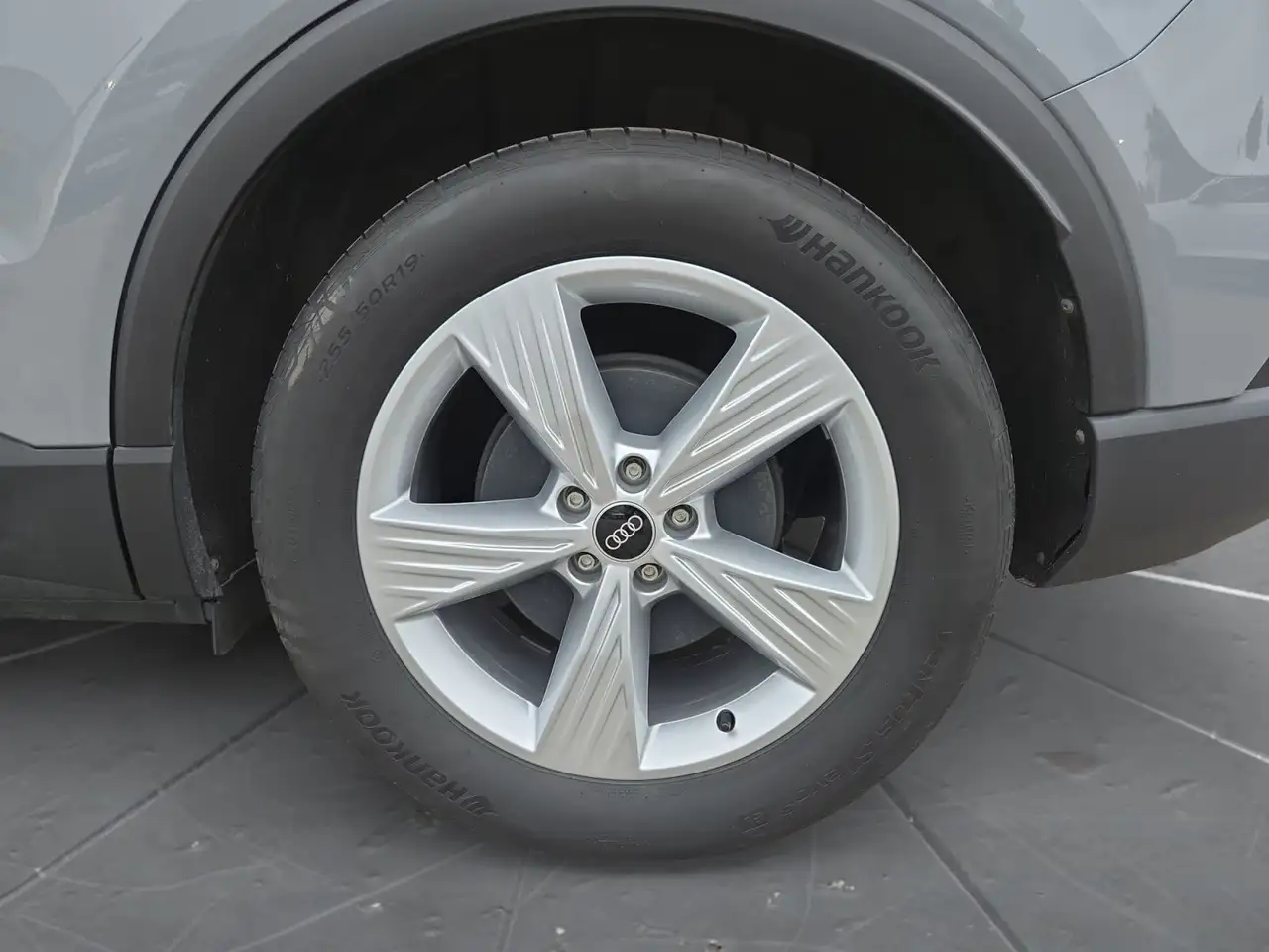 Audi Q4 e-tron 35, LED/19"/VIRTUAL/2xPDC/GR 15