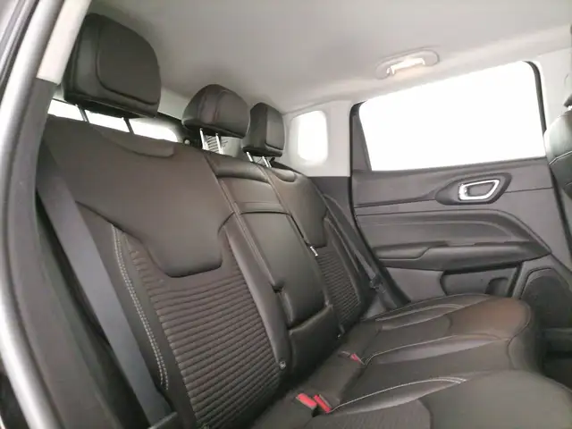Jeep Compass view 8