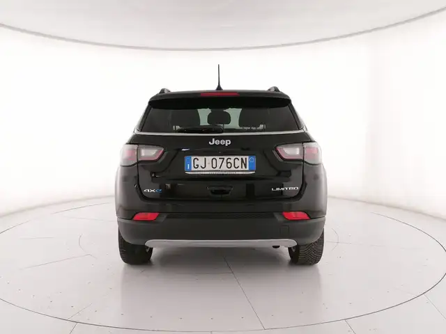 Jeep Compass view 4