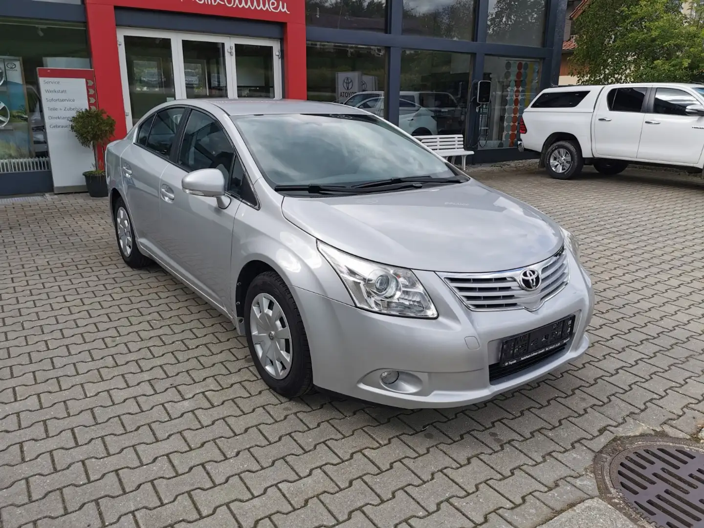 Toyota Avensis 1.8 LIMOUSINE 4T SOL Silver - 2