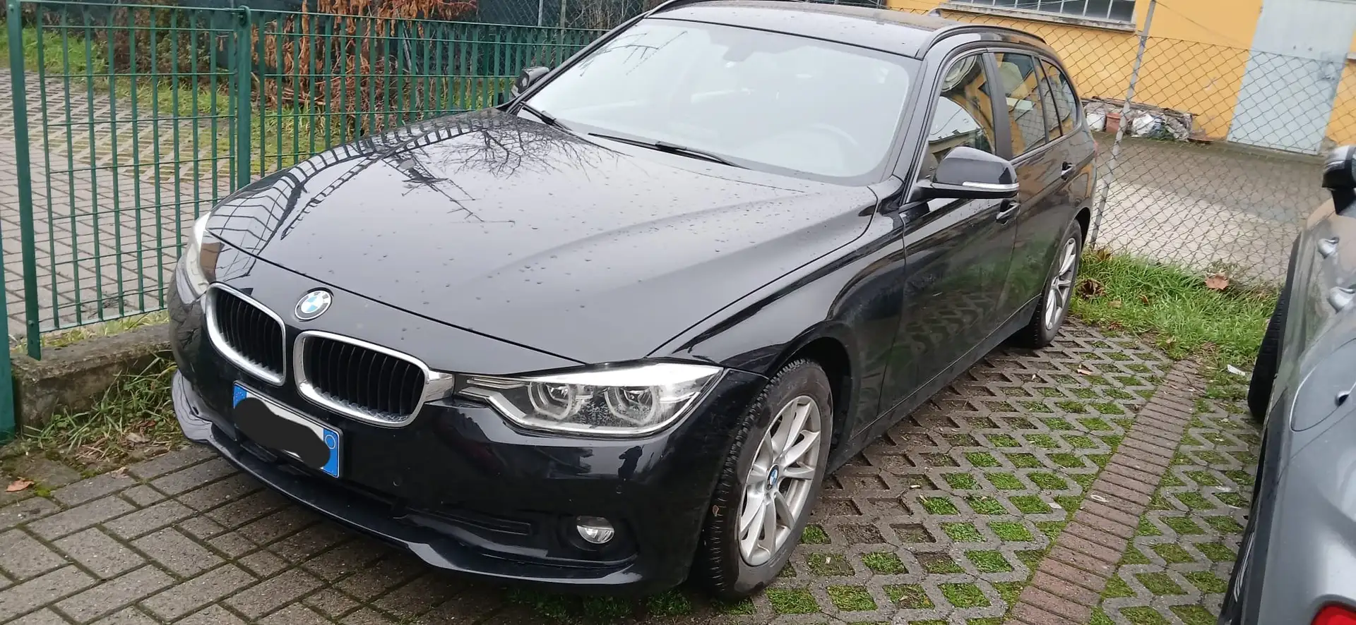 BMW 318 Nero - 2