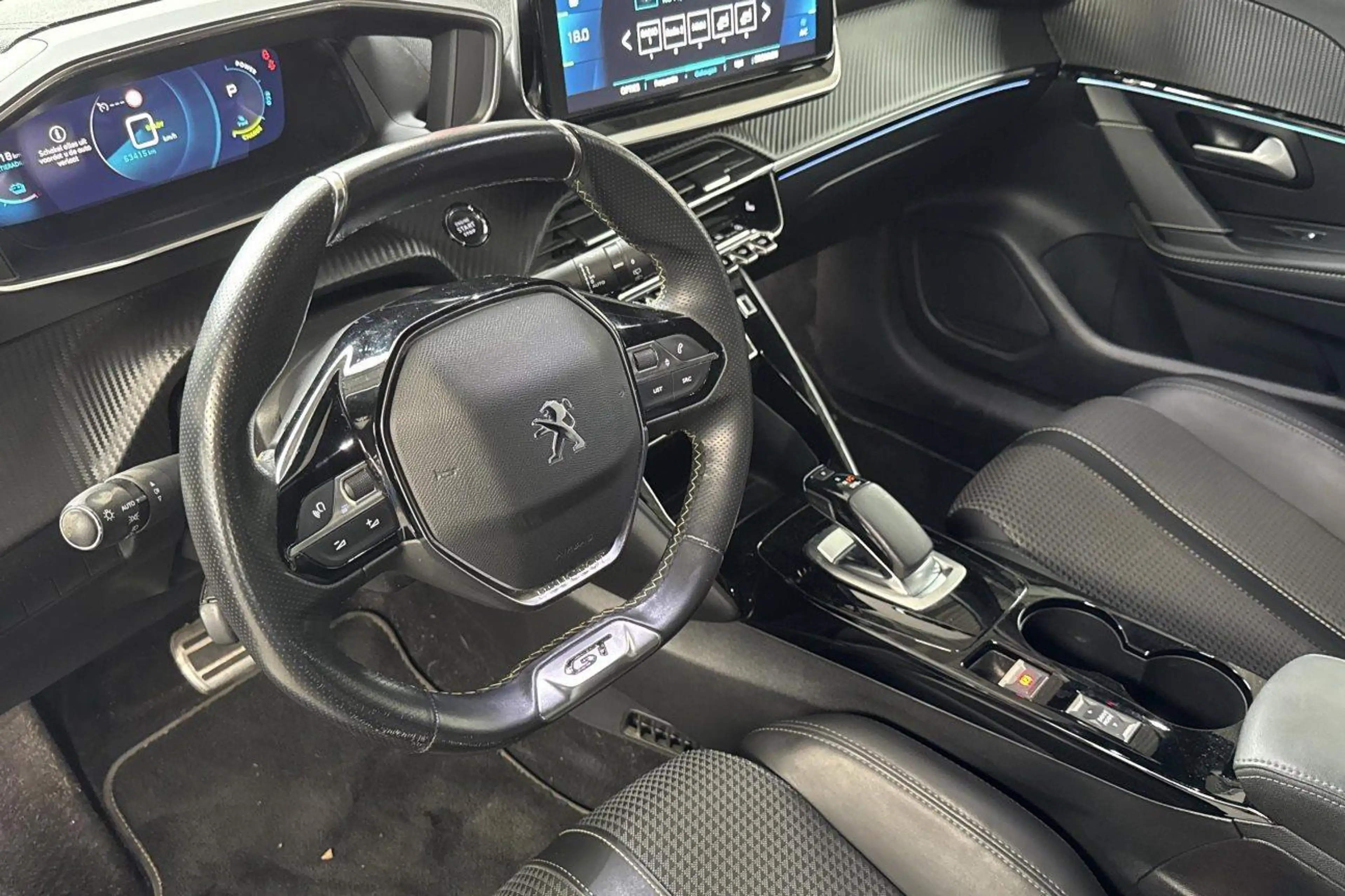 Peugeot e-208 GT Line EV 50 kWh — photo 9