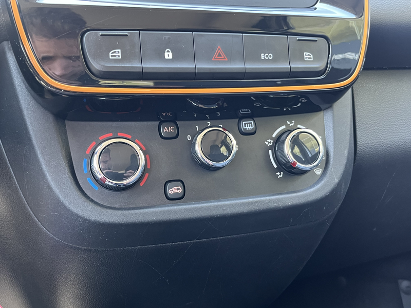 Dacia Spring Comfort Plus (Orange Pack) 27 kWh — photo 15