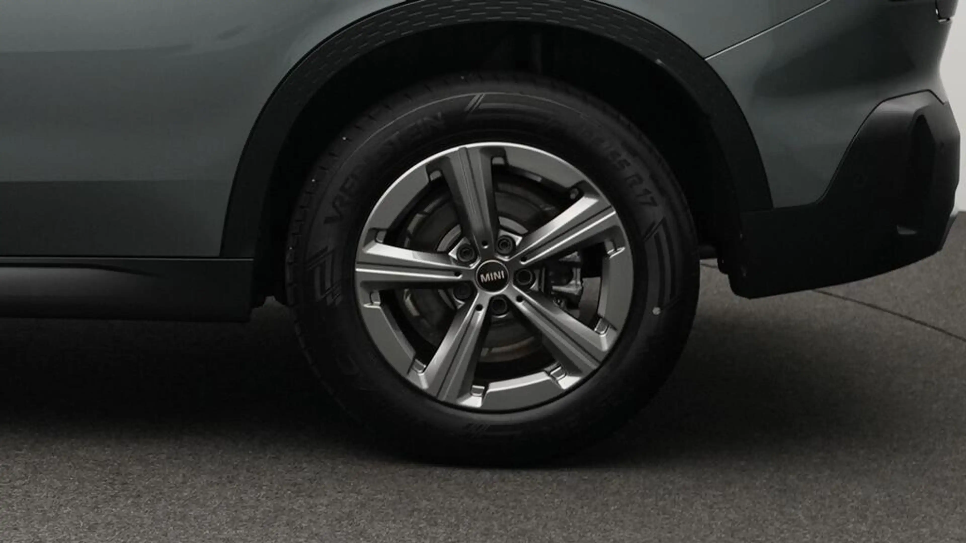 MINI Countryman C Classic Trim — photo 11