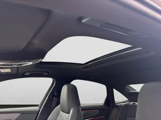 Audi A6 view 5