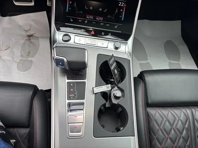 Audi A6 view 8