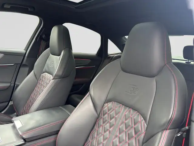 Audi A6 view 4