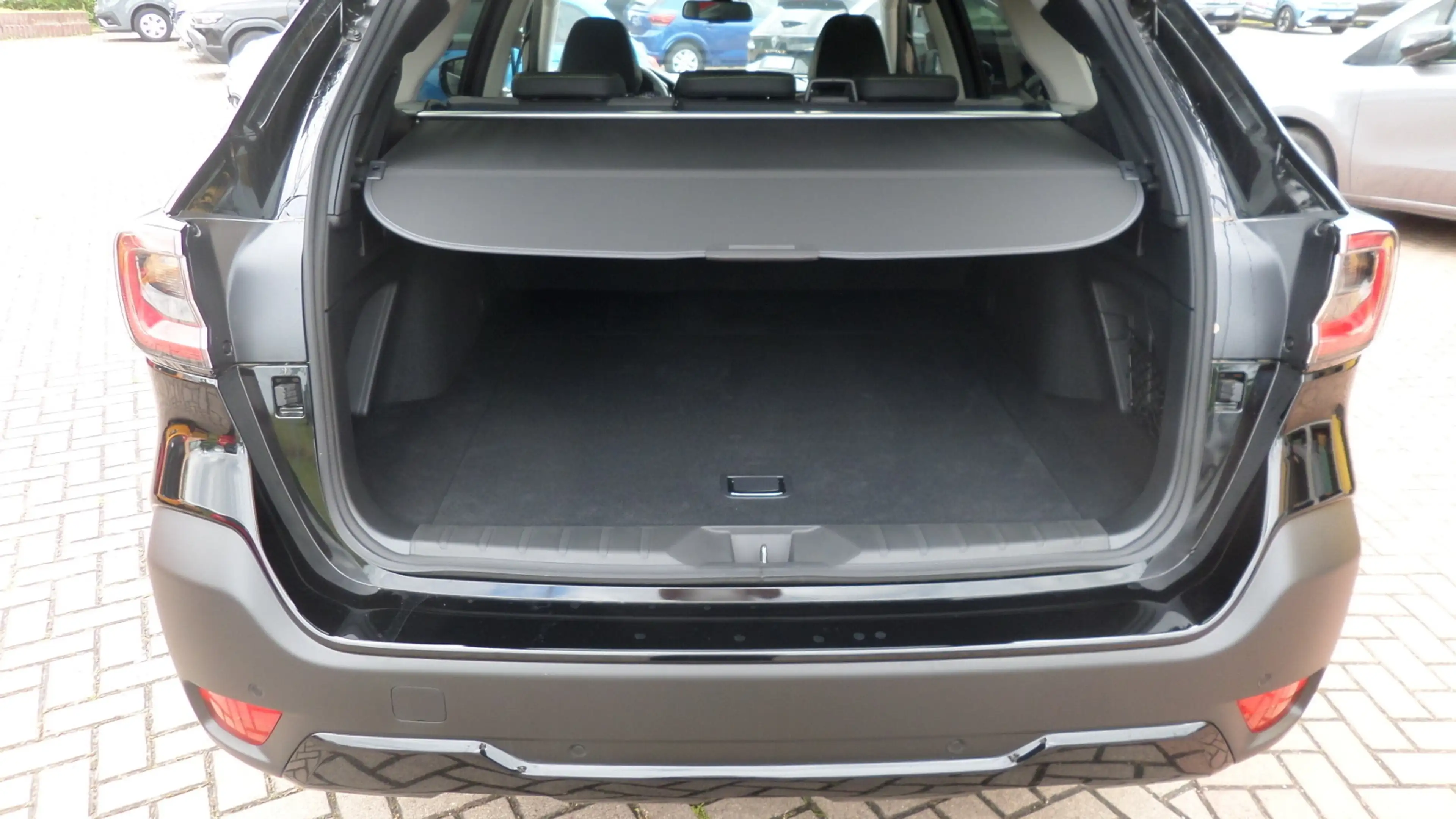 Subaru OUTBACK Edition Exclusive Cross 2.5 i 169 PS Sitzheizung vorne&hinten/Navi/Klimaautomatik — photo 14