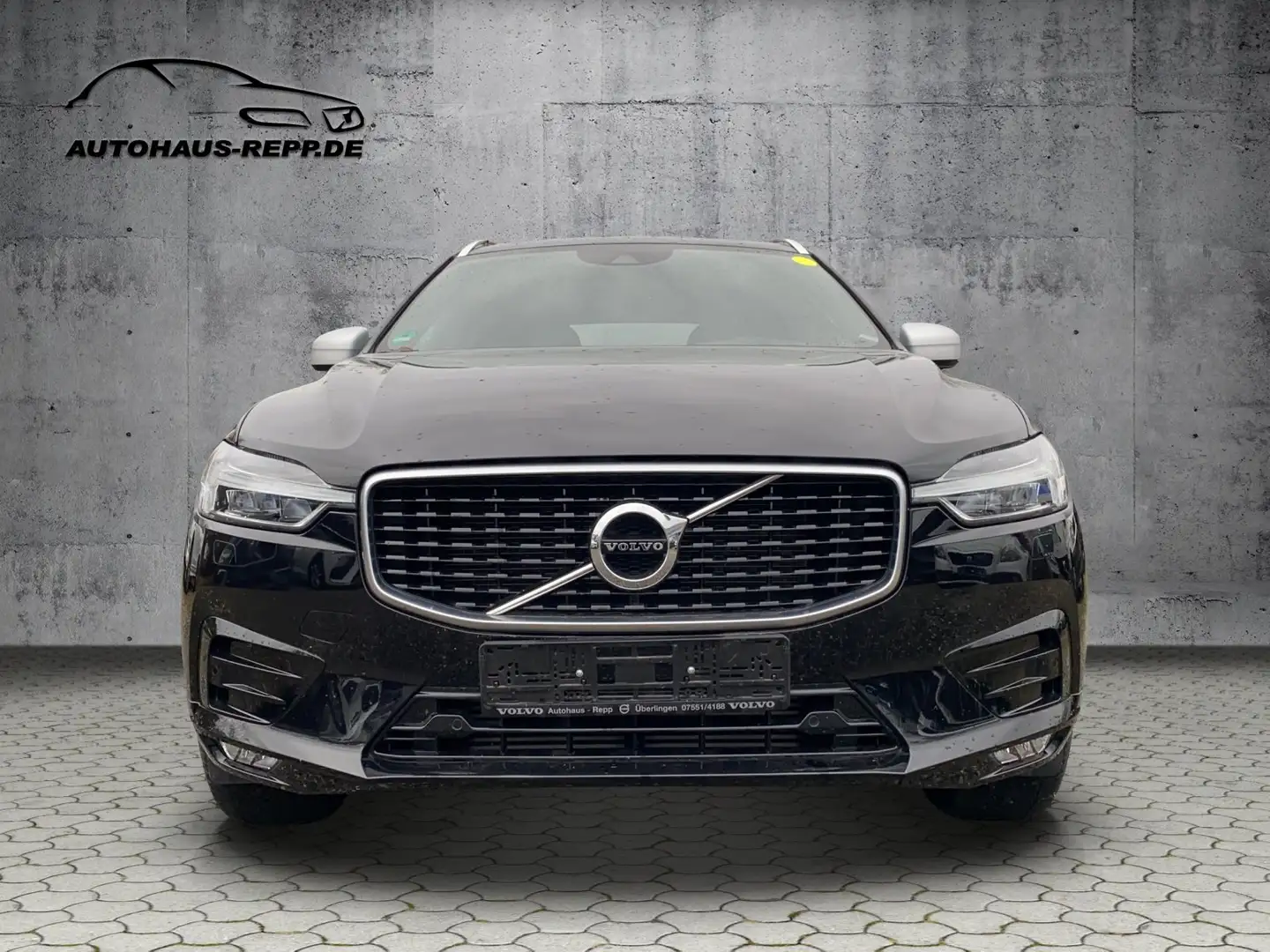 Volvo XC60 T5 AWD Geartronic R-Design / Business-Paket u.v.m. Schwarz - 2