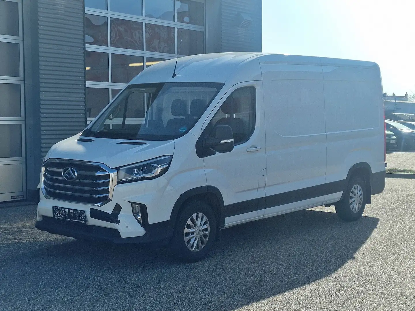 Maxus Deliver 9 L2H2 3,5t Kamera Blanco - 1