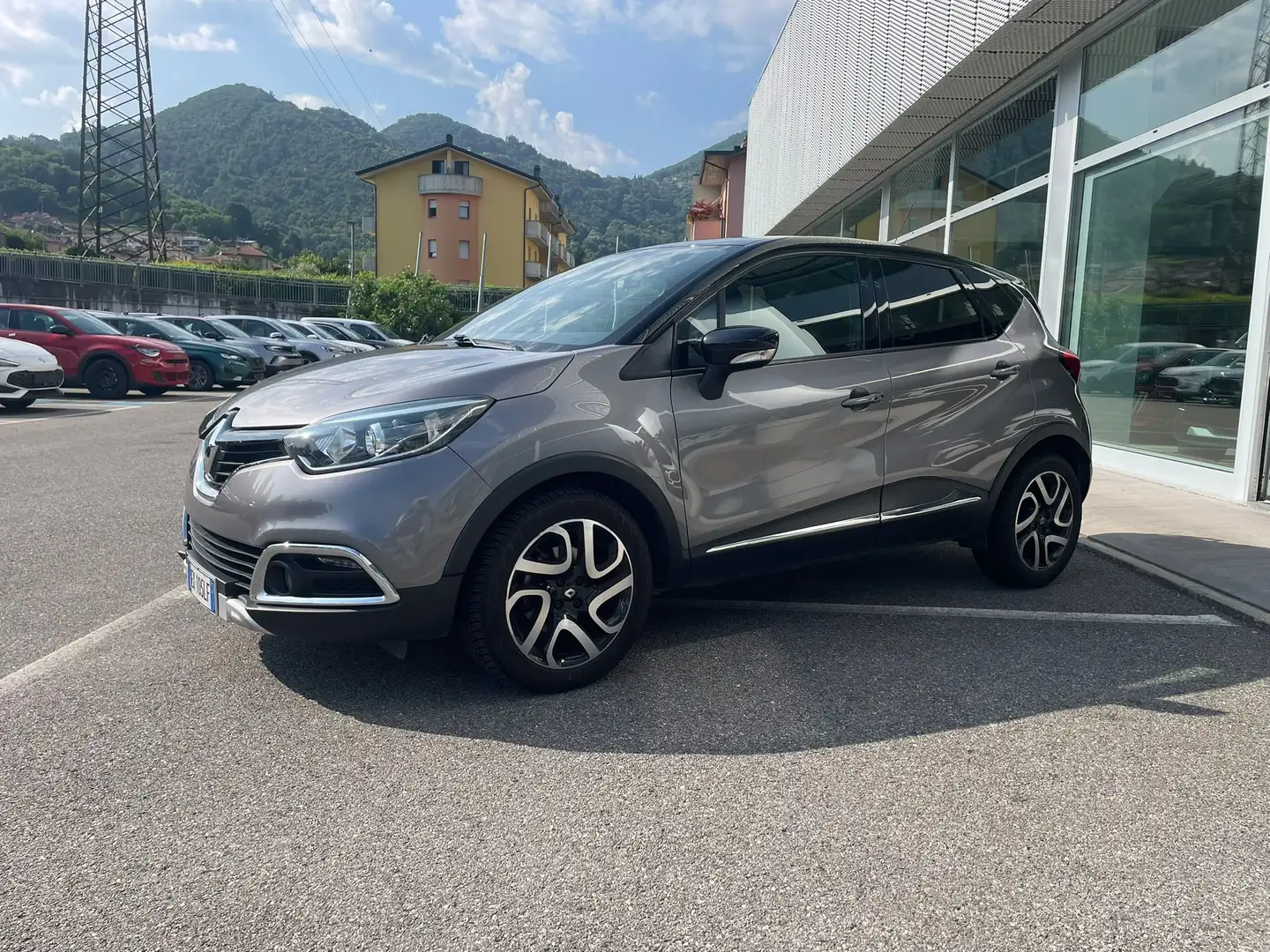 Renault Captur 1.5 dCi Project Runway 90Cv EDC Gris - 1