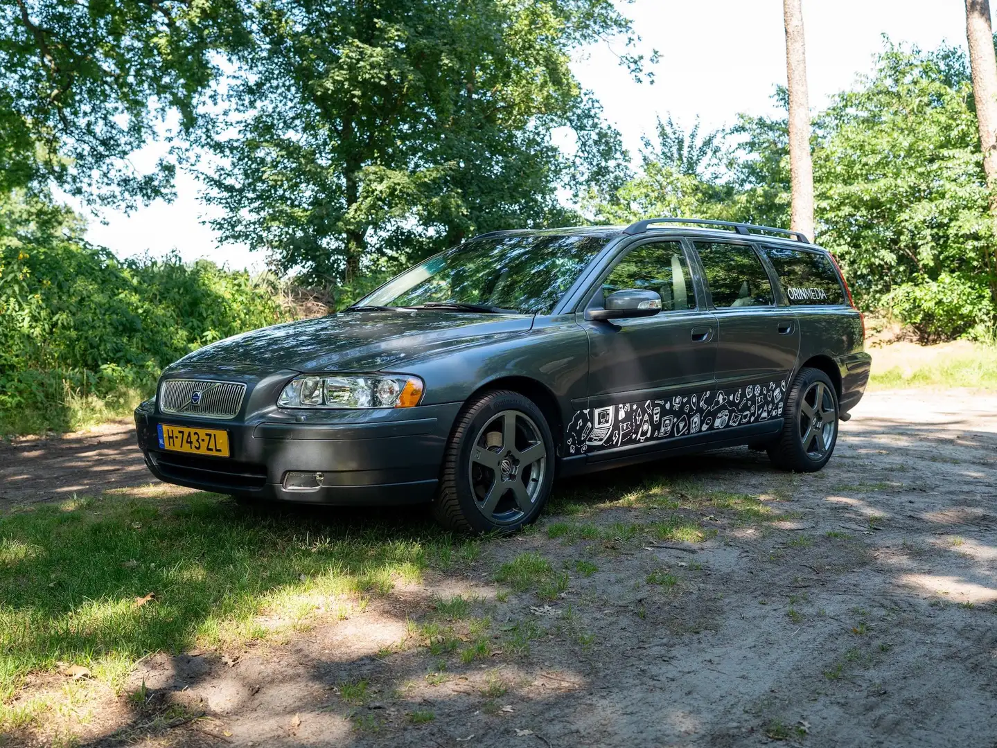 Volvo V70 V70 2.4 Grijs - 1