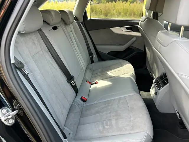 Audi A4 view 20