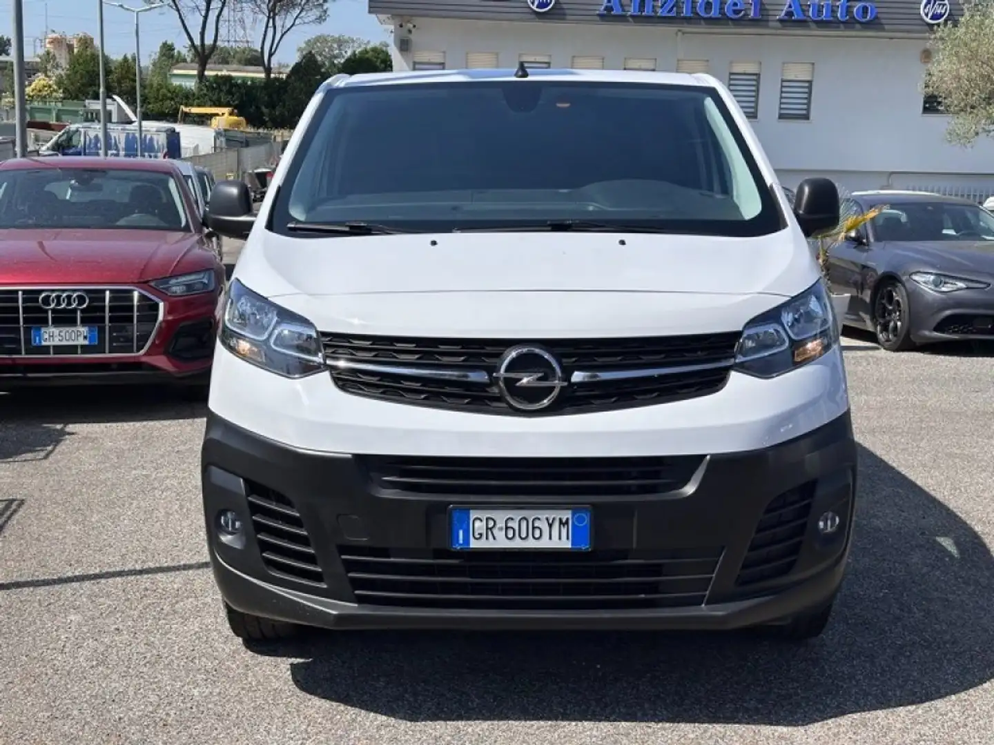 Opel Vivaro 1.5 Diesel 120CV L2H1 Lungo Enjoy Wit - 2